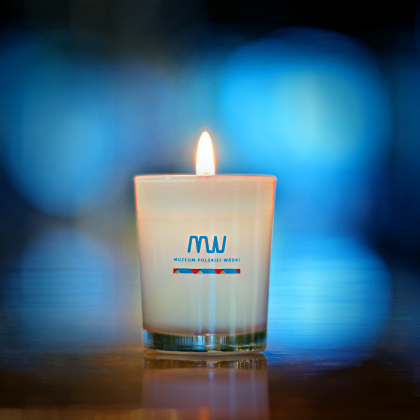 Candle with the logo of the Polish Vodka Museum